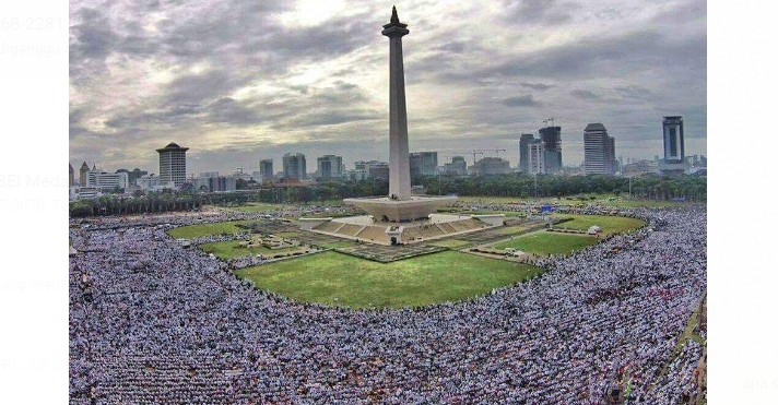 Aksi Bela Islam ( ABI ) III membuktikan, memperlihatkan dan mengajarkan apa itu arti Toleransi