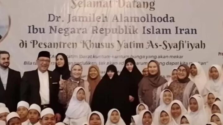 Ibu Negara Iran Dr Jamileh Alamolhoda Harapkan Pesantren Yatim As Safiiyah Tumbuh Kuat dan Maju