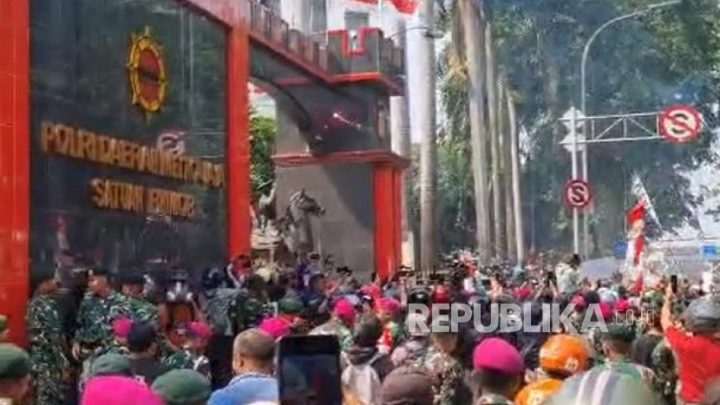 Senator Asal Jakarta Minta Kapolri Hadirkan Anggota Penabrak Affan untuk Minta Maaf Secara Terbuka