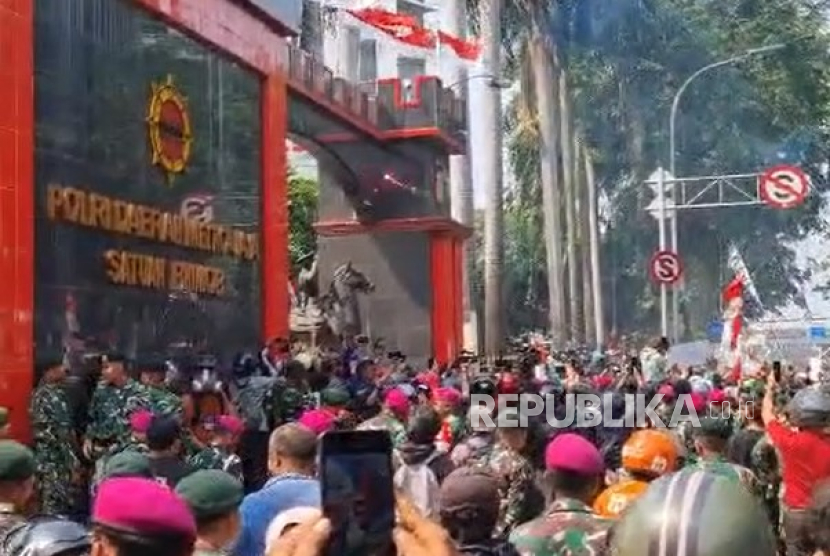 Senator Asal Jakarta Minta Kapolri Hadirkan Anggota Penabrak Affan untuk Minta Maaf Secara Terbuka